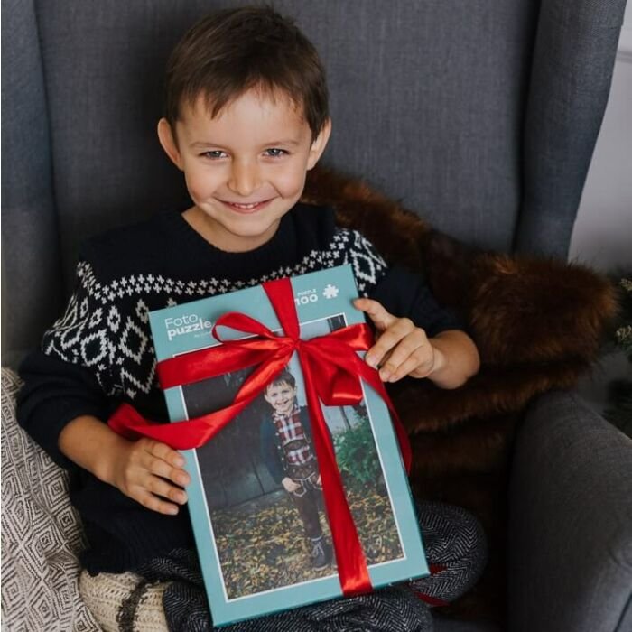 Puzzle ze zdjęcia 1000 elementów, fotopuzzle Trefl - dziecko z puzzlami ze zdjęcia