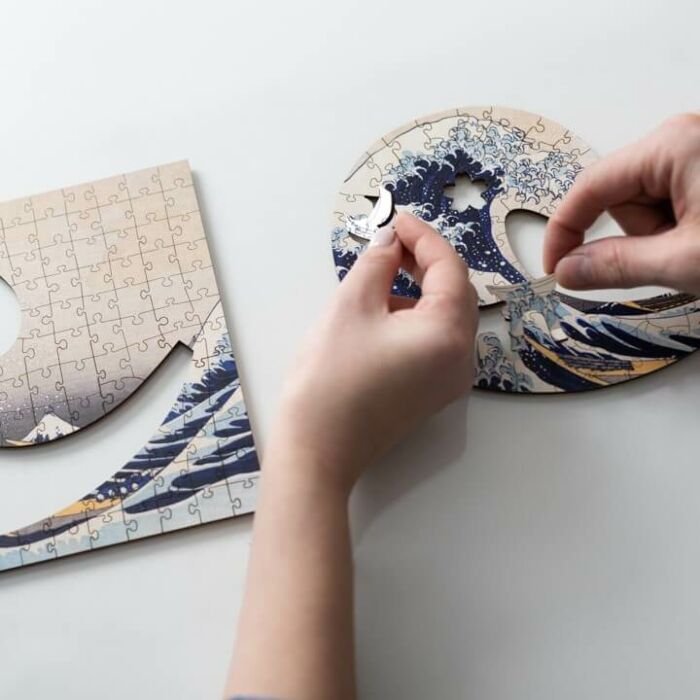 Puzzle drewniane 200 el. Wielka Fala w Kanagawie, Hokusai Katsushika - kompletowanie układanki