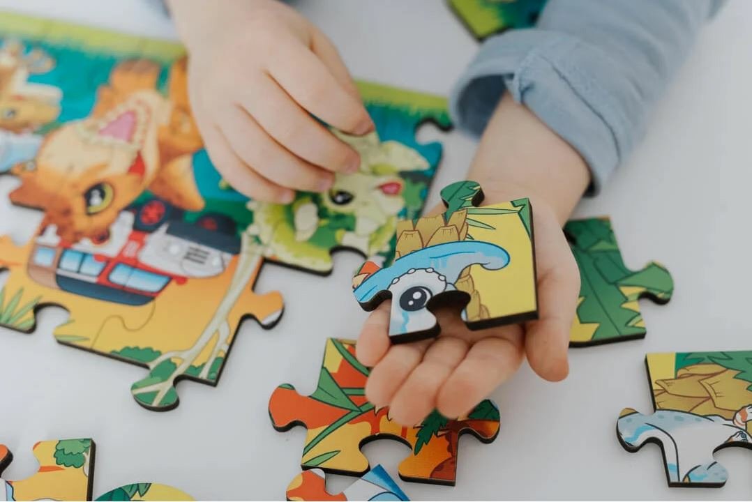 Wooden Puzzle - a unique stacking experience!